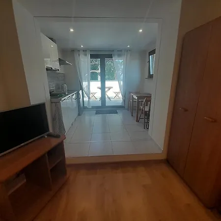 Lewada Z Tarasem 公寓 *