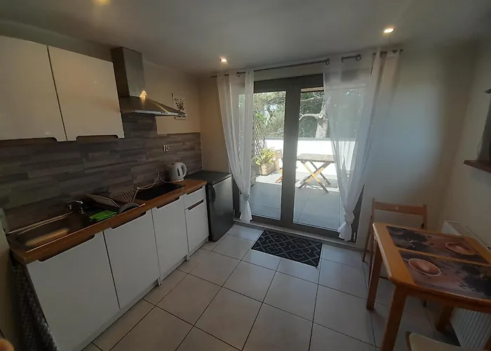 Lewada Z Tarasem Lägenhet